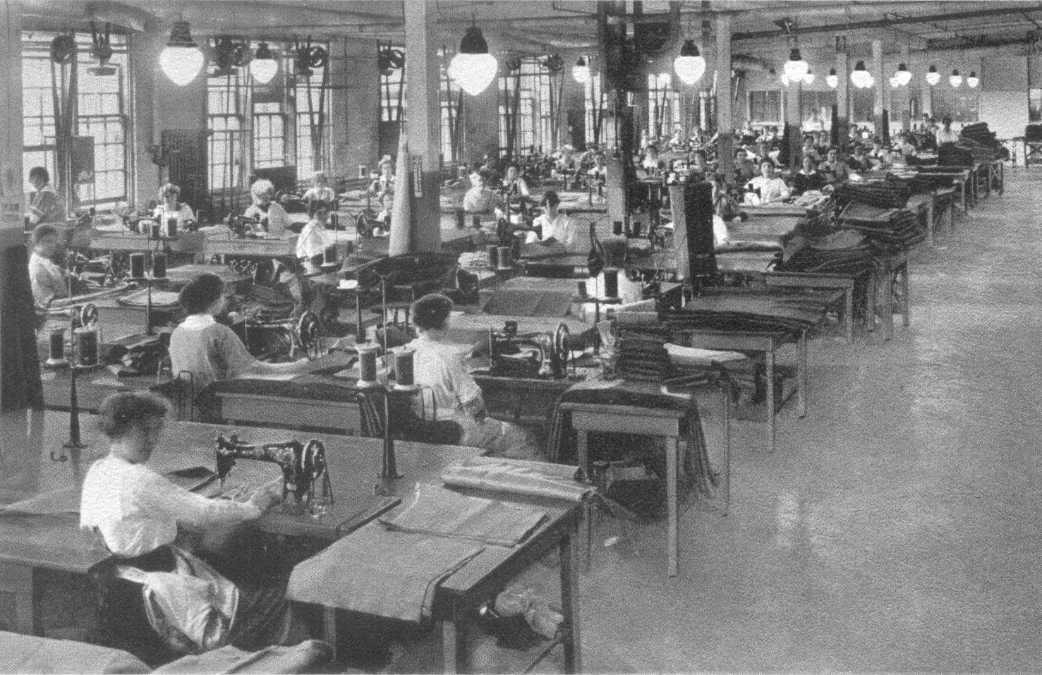 Women sewing convertible tops in 1925